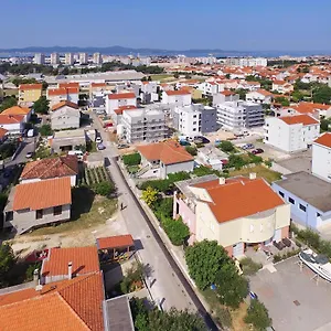rezervirajte ovdje